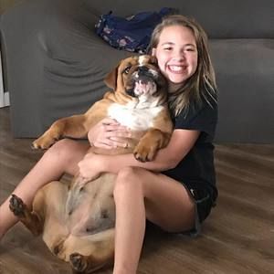 Meet your Posher, Angela